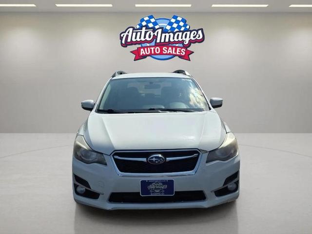 Photo of 2015 Pearl White Subaru Impreza