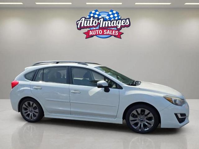 Photo of 2015 Pearl White Subaru Impreza