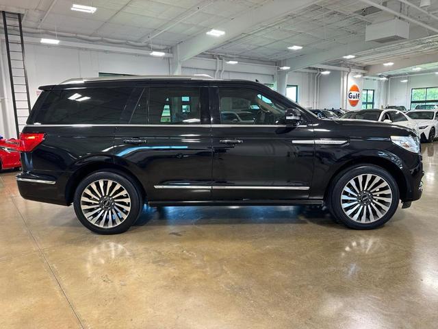 Photo of 2020 Black Lincoln Navigator