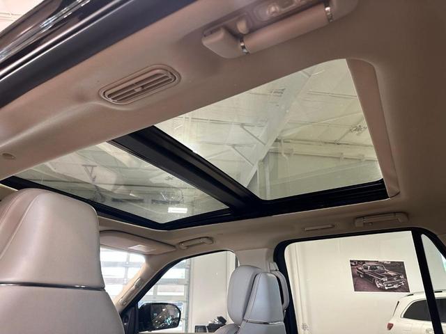 Photo of 2020 Black Lincoln Navigator