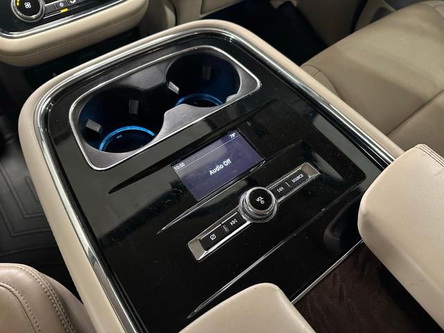 Photo of 2020 Black Lincoln Navigator