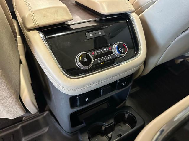 Photo of 2020 Black Lincoln Navigator