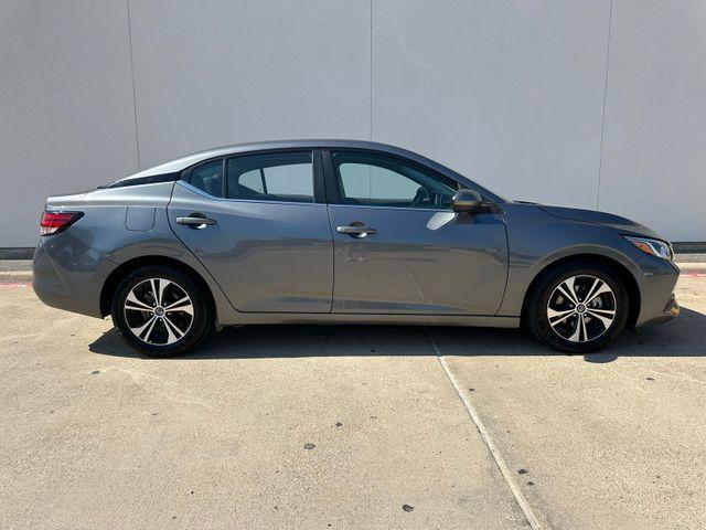 Photo of 2022 Gun Metallic Nissan Sentra