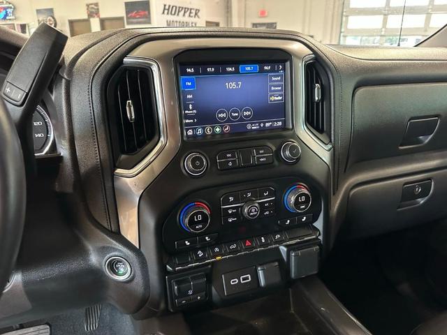 Photo of 2021 Black Chevrolet Silverado 1500