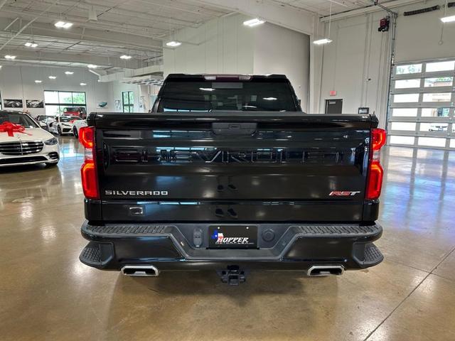 Photo of 2021 Black Chevrolet Silverado 1500