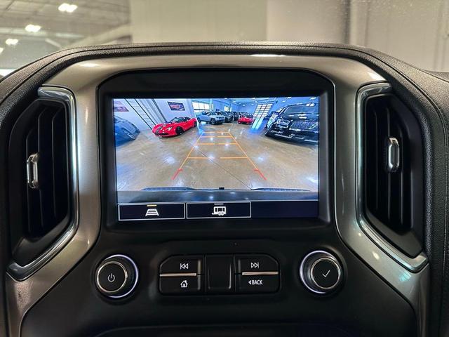 Photo of 2021 Black Chevrolet Silverado 1500