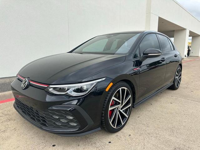 Photo of 2023 Deep Black Pearl Effect Volkswagen Golf GTI