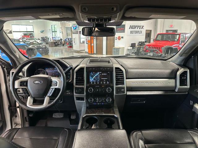 Photo of 2019 White Platinum Tri-Coat Metallic Ford F-250