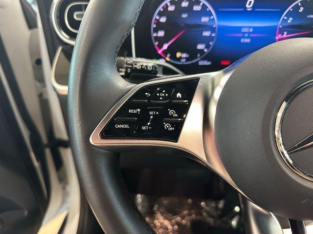 Photo of 2025 White Mercedes-Benz GLC 300