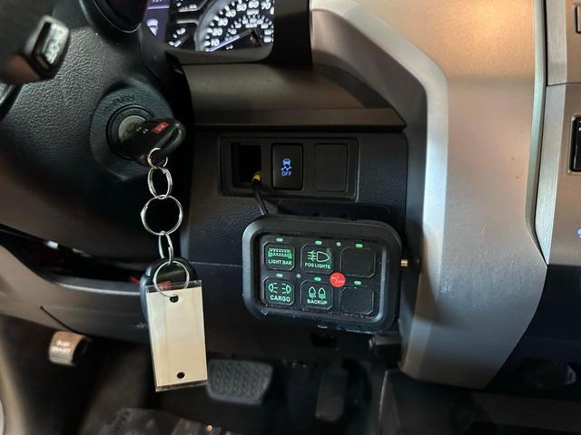 Photo of 2019 Off Road Gray Toyota Tundra