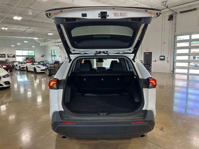 Photo of 2023 White Toyota RAV4