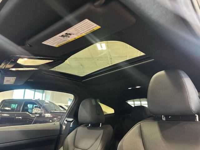 Photo of 2021 Portimao Blue Metallic BMW 430