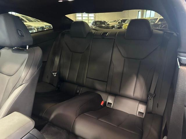 Photo of 2021 Portimao Blue Metallic BMW 430