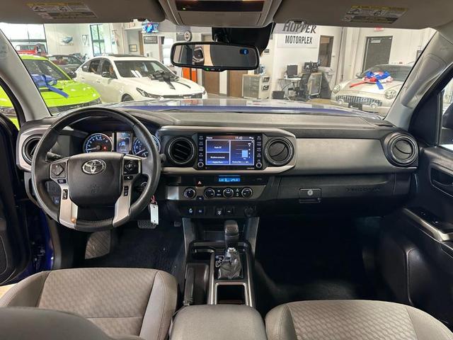 Photo of 2022 Blue Crush Metallic Toyota Tacoma