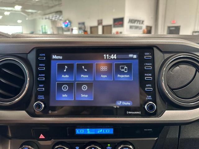 Photo of 2022 Blue Crush Metallic Toyota Tacoma