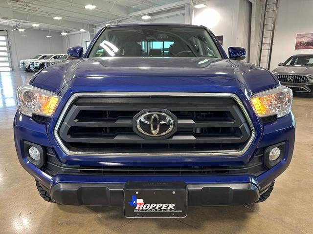 Photo of 2022 Blue Crush Metallic Toyota Tacoma
