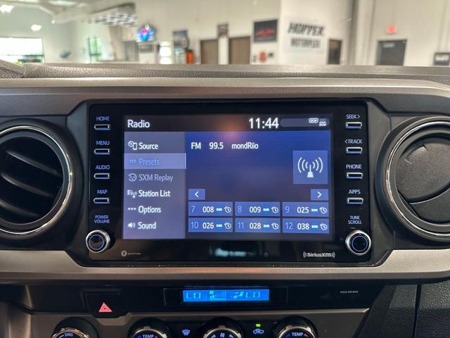 Photo of 2022 Blue Crush Metallic Toyota Tacoma