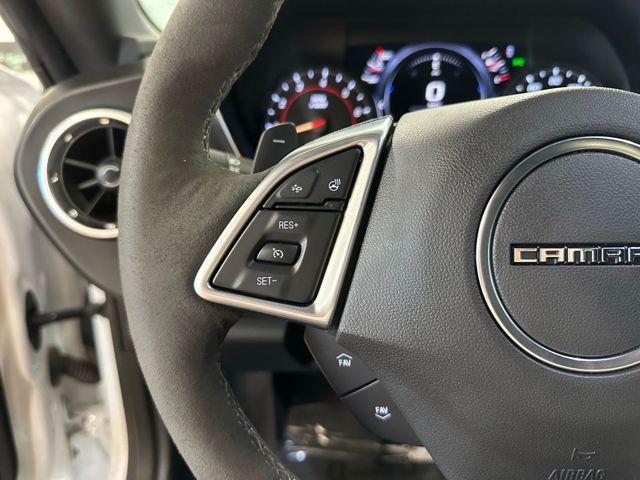 Photo of 2021 Summit White Chevrolet Camaro