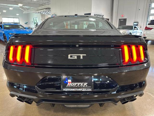 Photo of 2018 Shadow Black Ford Mustang