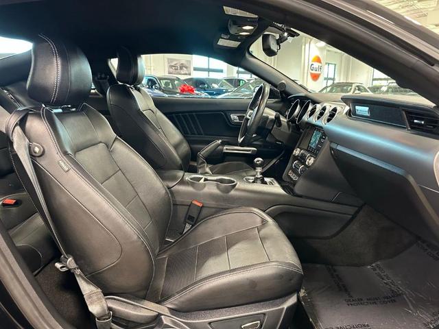 Photo of 2018 Shadow Black Ford Mustang