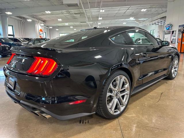 Photo of 2018 Shadow Black Ford Mustang