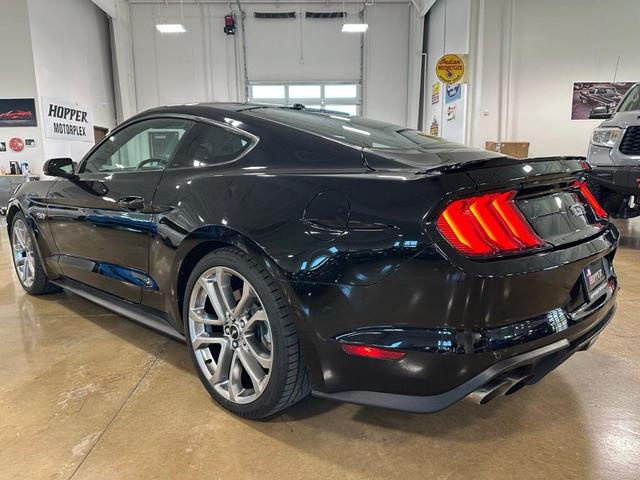 Photo of 2018 Shadow Black Ford Mustang