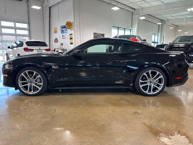 Photo of 2018 Shadow Black Ford Mustang