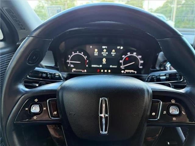 Photo of 2021 White Lincoln Corsair