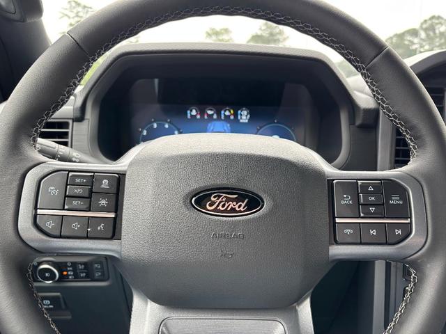 Photo of 2025 Oxford White Ford F-150