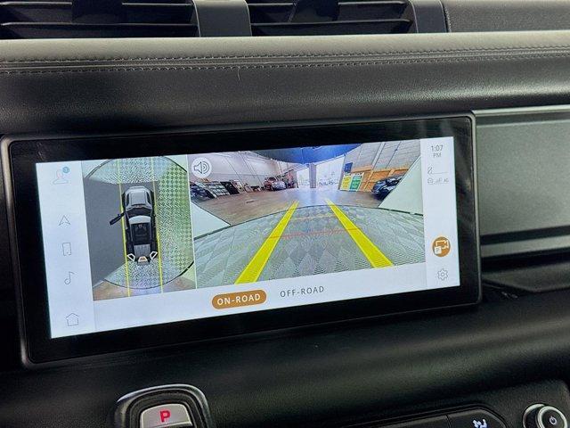 Photo of 2023 Fuji White Land Rover Defender