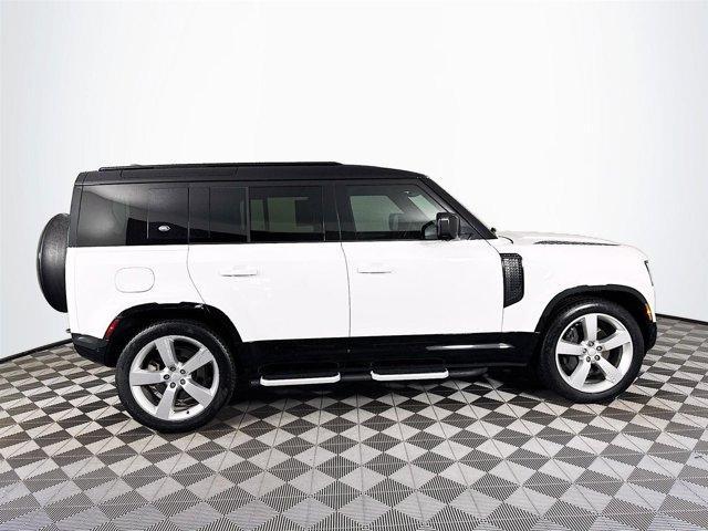 Photo of 2023 Fuji White Land Rover Defender