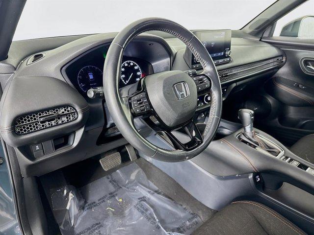 Photo of 2023 Pearl Honda HR-V