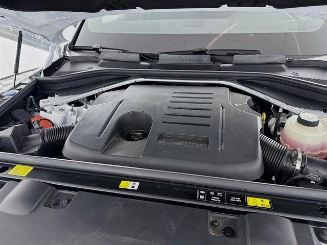 Photo of 2024 Fuji White Land Rover Range Rover Sport