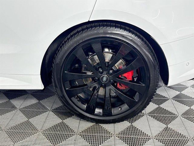 Photo of 2024 Fuji White Land Rover Range Rover Sport
