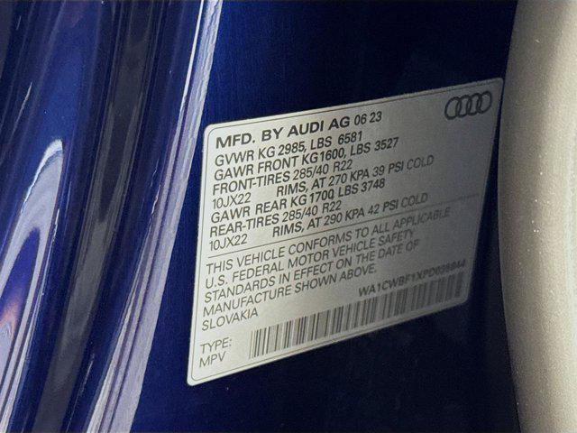 Photo of 2023 Navarra Blue Metallic Audi SQ8