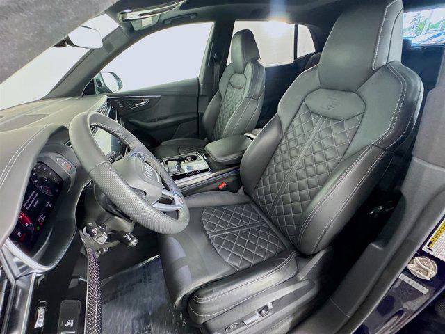Photo of 2023 Navarra Blue Metallic Audi SQ8