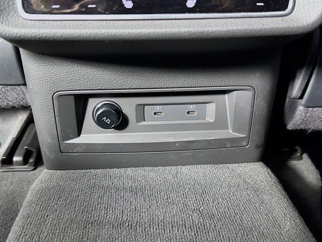 Photo of 2023 Navarra Blue Metallic Audi SQ8