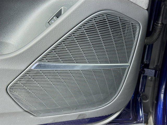 Photo of 2023 Navarra Blue Metallic Audi SQ8