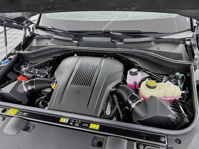 Photo of 2025 Eiger Grey Land Rover Range Rover Sport
