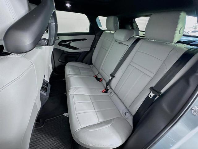 Photo of 2026 Arroios Grey Land Rover Range Rover Evoque