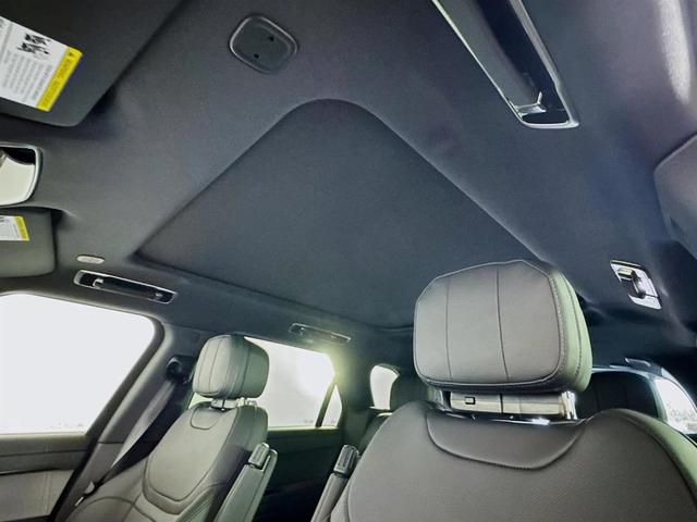 Photo of 2025 Carpathian Grey Land Rover Range Rover Sport
