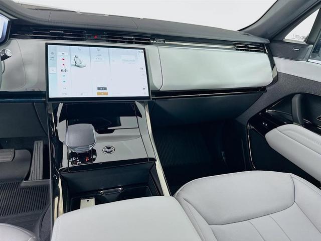 Photo of 2025 Borasco Grey Land Rover Range Rover Sport