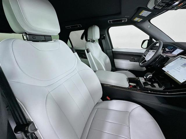 Photo of 2025 Borasco Grey Land Rover Range Rover Sport