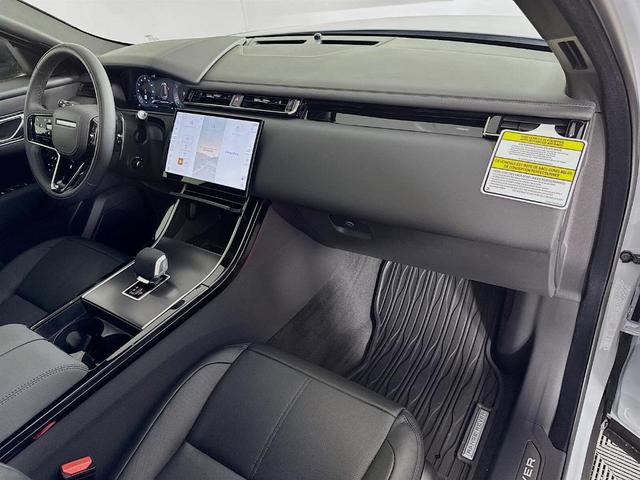 Photo of 2026 Arroios Grey Land Rover Range Rover Velar