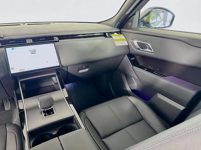 Photo of 2026 Arroios Grey Land Rover Range Rover Velar