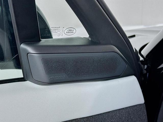 Photo of 2025 Santorini Black Land Rover Range Rover Sport