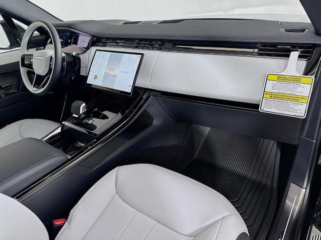 Photo of 2025 Santorini Black Land Rover Range Rover Sport
