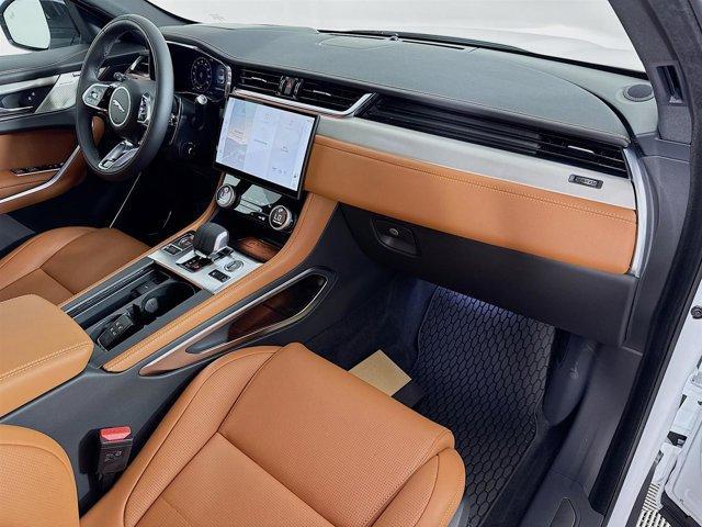 Photo of 2026 Fuji White Jaguar F-PACE
