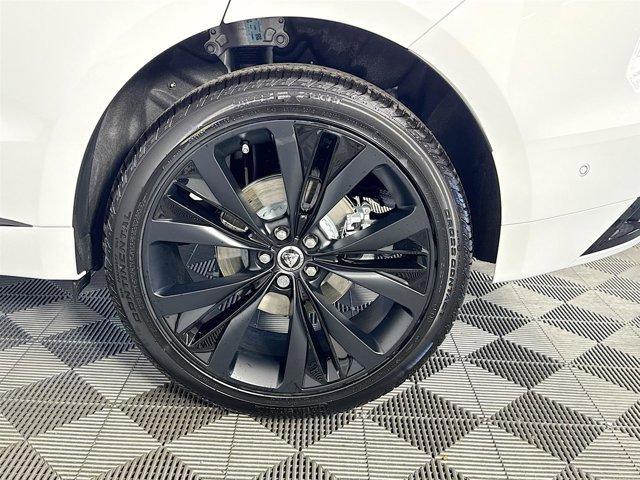 Photo of 2026 Fuji White Jaguar F-PACE