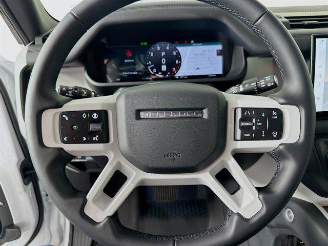 Photo of 2025 Fuji White Land Rover Defender
